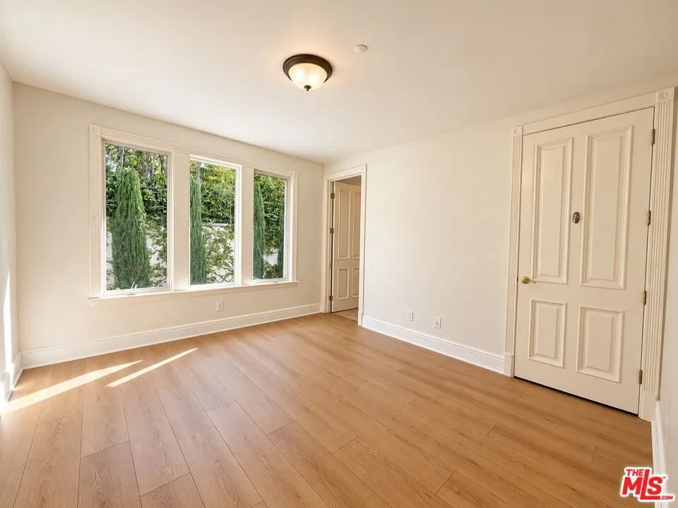 16625 Calle Haleigh Los Angeles, CA 90272