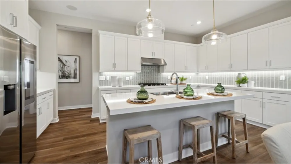 24556 Camino Canoa Valencia, CA 91354