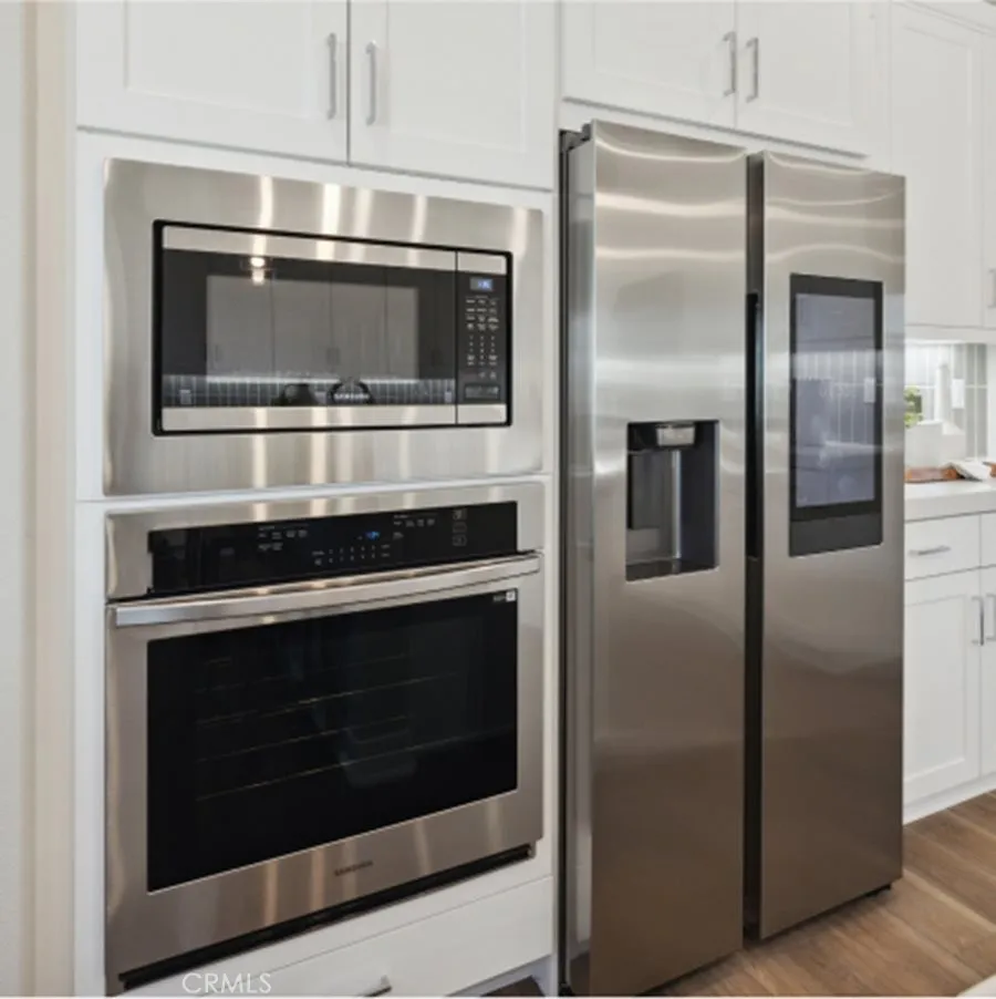 24556 Camino Canoa Valencia, CA 91354