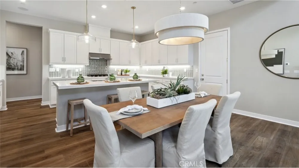 24556 Camino Canoa Valencia, CA 91354