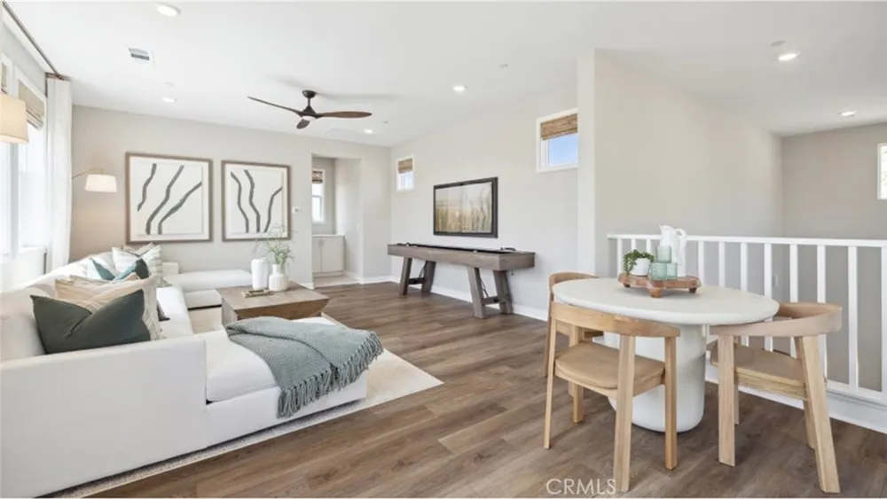 24556 Camino Canoa Valencia, CA 91354