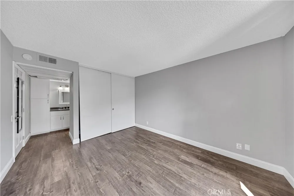 2801 S Fairview St #B Santa Ana, CA 92704