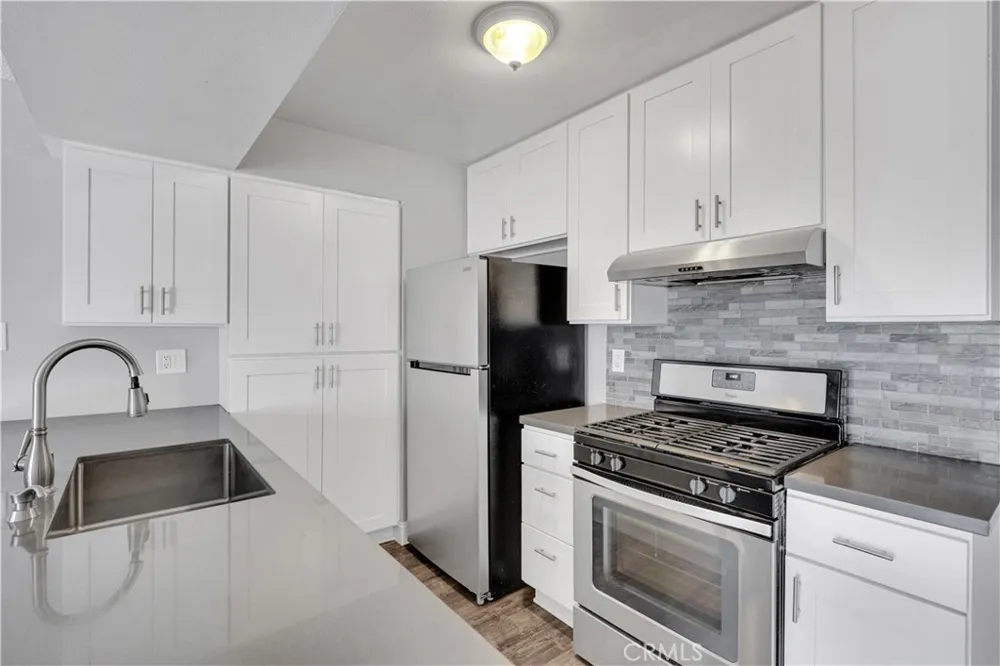 2801 S Fairview St #B Santa Ana, CA 92704