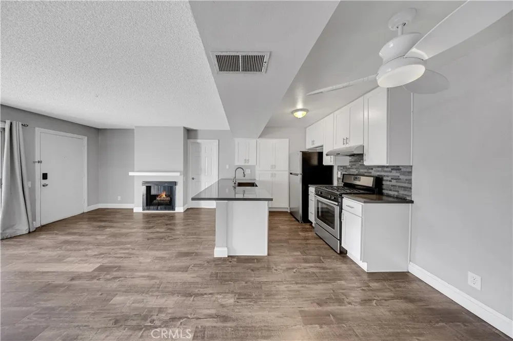 2801 S Fairview St #B Santa Ana, CA 92704