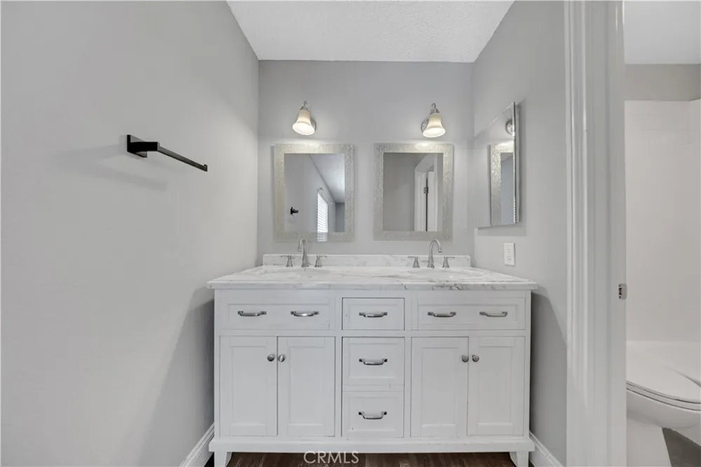 2801 S Fairview St #B Santa Ana, CA 92704