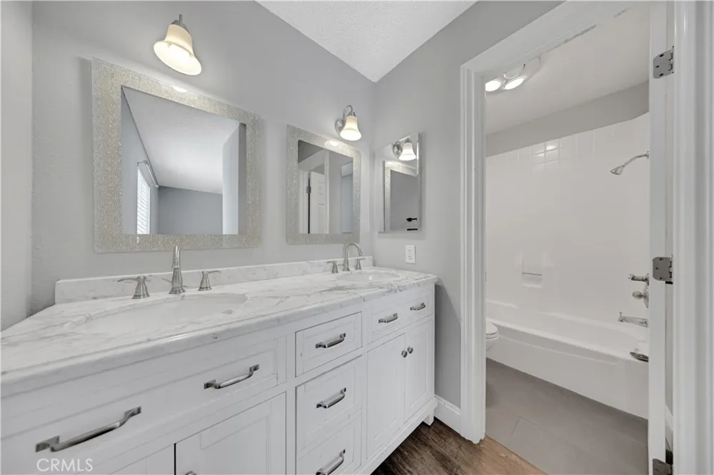 2801 S Fairview St #B Santa Ana, CA 92704