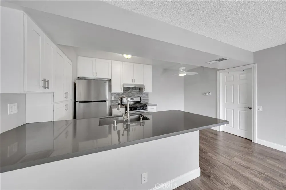 2801 S Fairview St #B Santa Ana, CA 92704