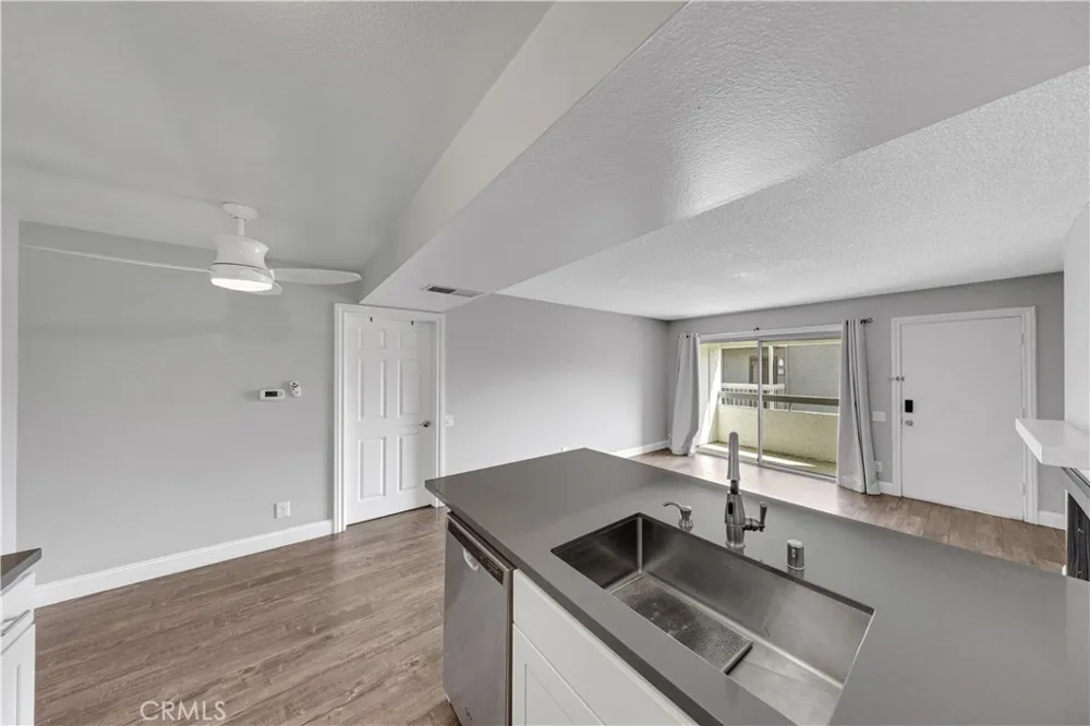 2801 S Fairview St #B Santa Ana, CA 92704