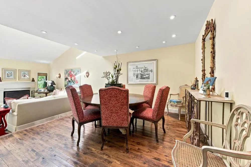 1252 Sharon Park Drive Menlo Park, CA 94025