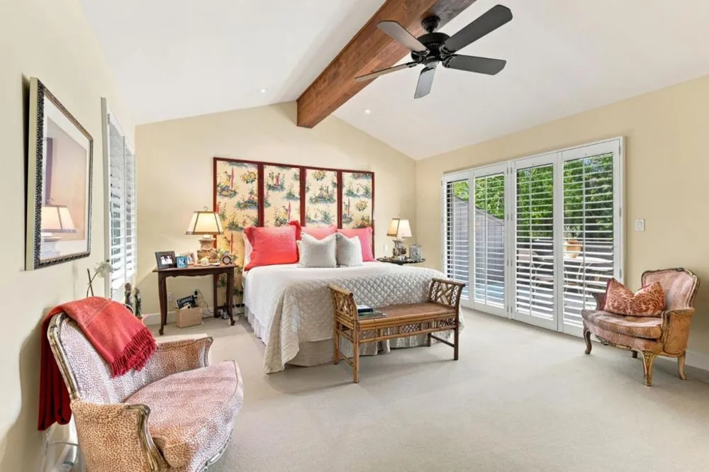1252 Sharon Park Drive Menlo Park, CA 94025