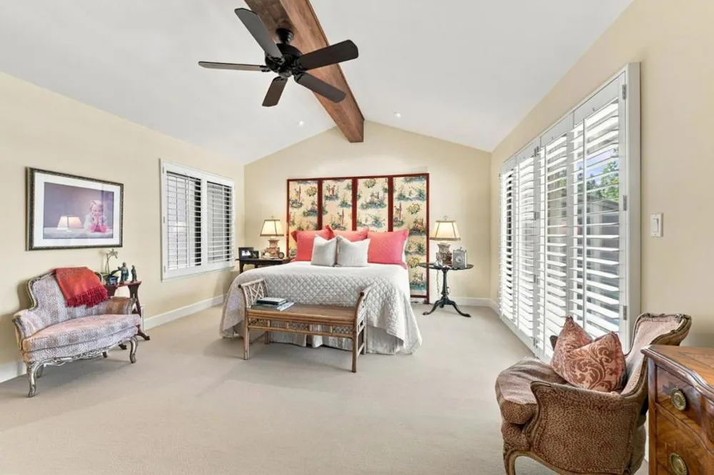 1252 Sharon Park Drive Menlo Park, CA 94025