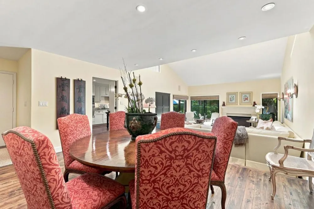 1252 Sharon Park Drive Menlo Park, CA 94025