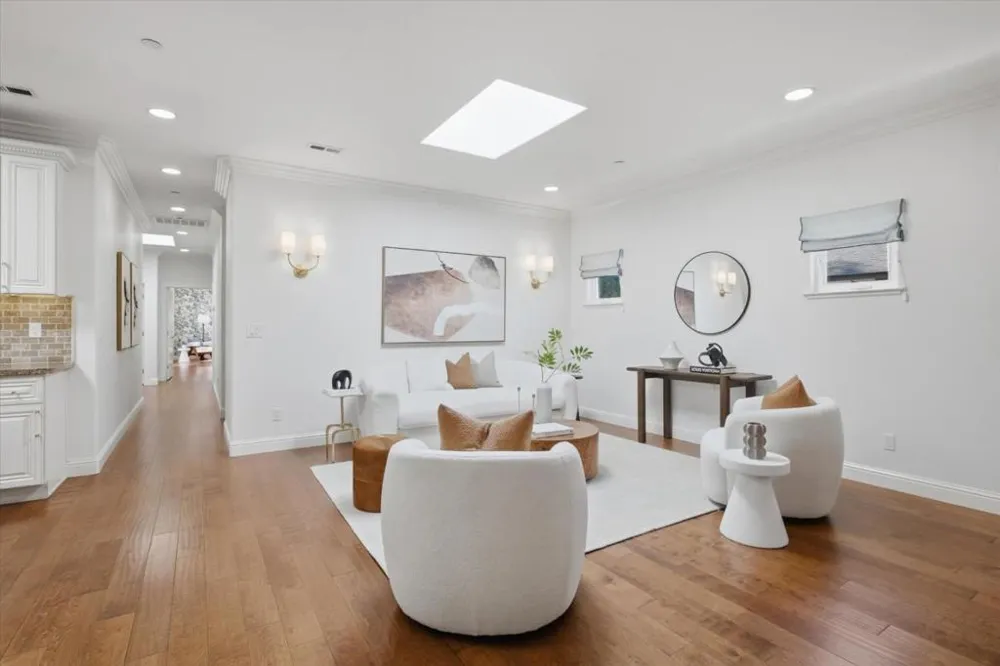3494 Hoover Street Redwood City, CA 94063