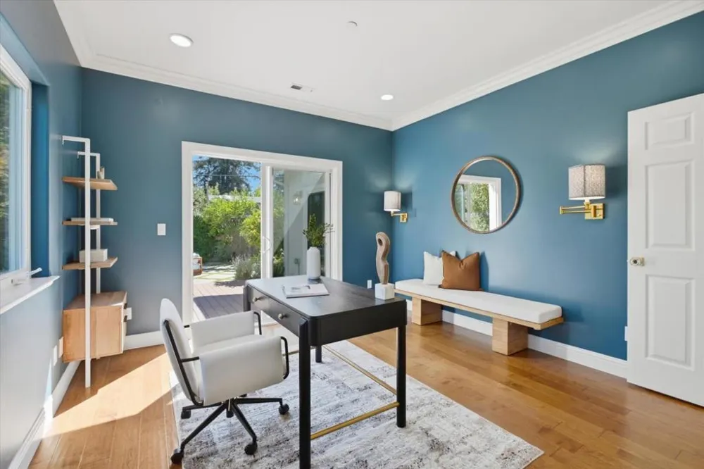3494 Hoover Street Redwood City, CA 94063