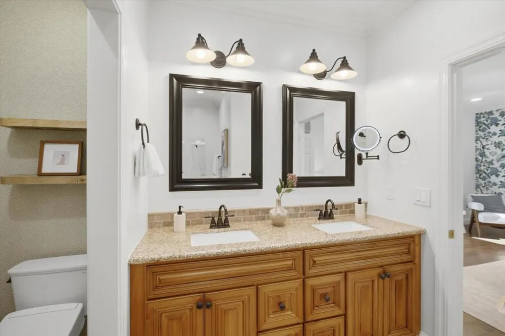 3494 Hoover Street Redwood City, CA 94063