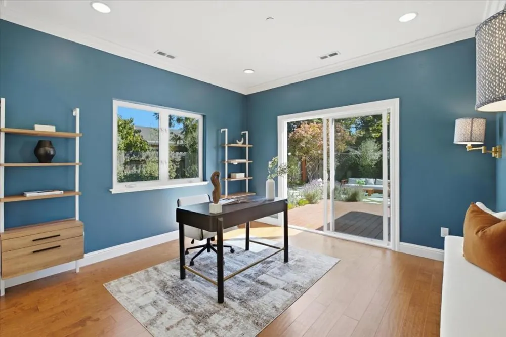 3494 Hoover Street Redwood City, CA 94063