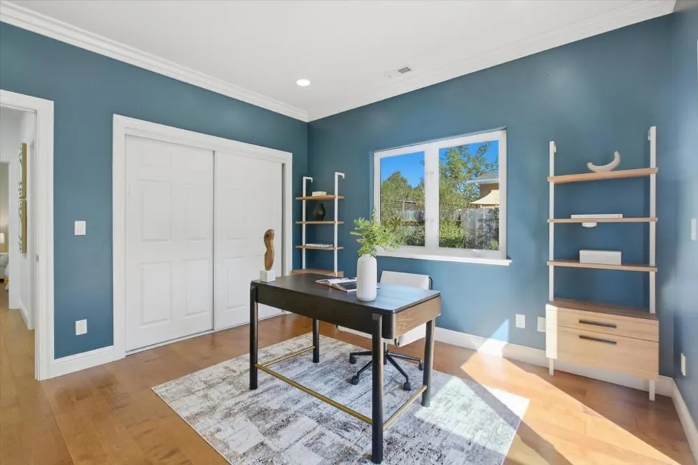 3494 Hoover Street Redwood City, CA 94063