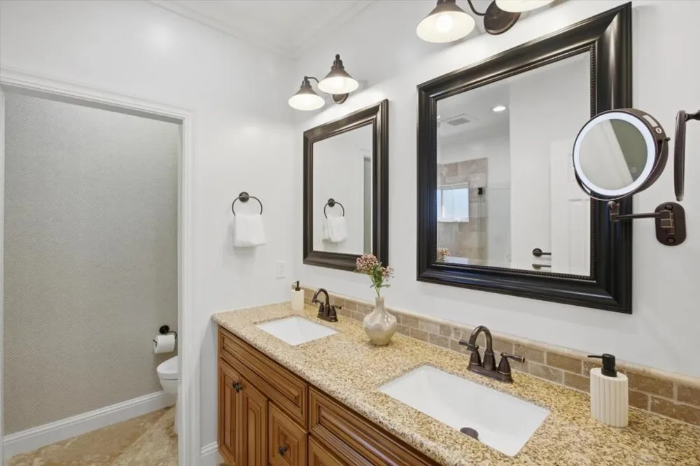 3494 Hoover Street Redwood City, CA 94063