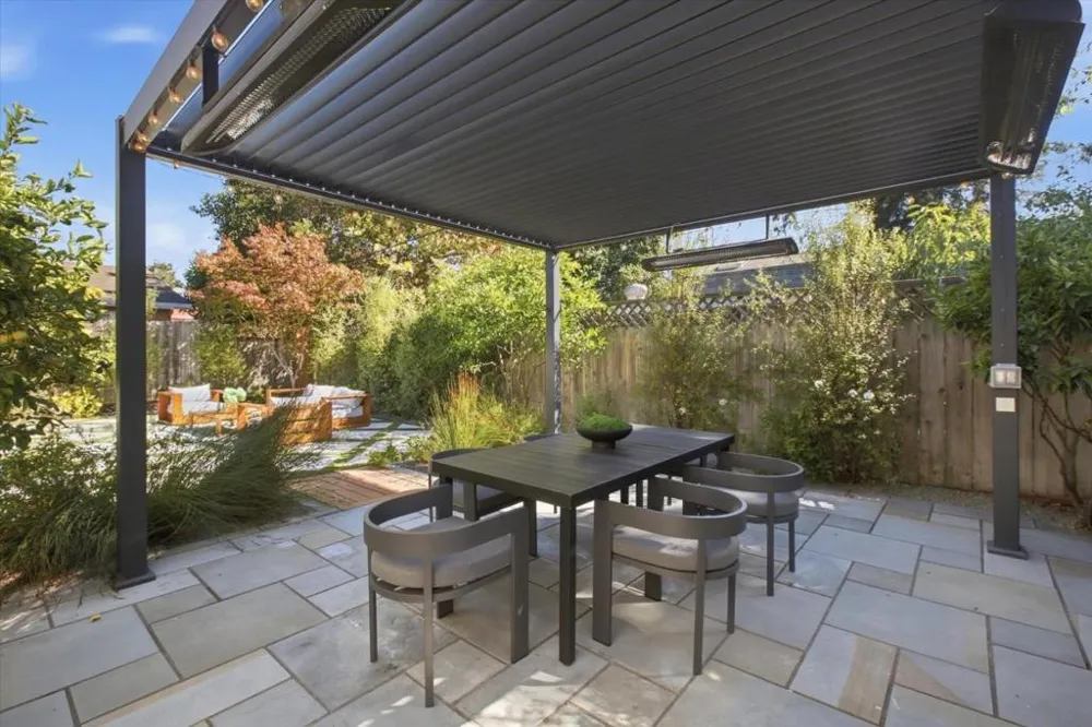 3494 Hoover Street Redwood City, CA 94063