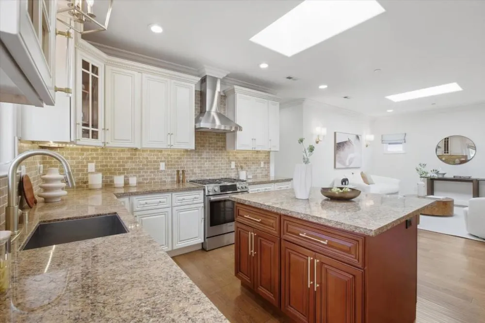 3494 Hoover Street Redwood City, CA 94063