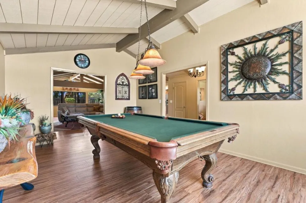 400 Donald Drive Hollister, CA 95023