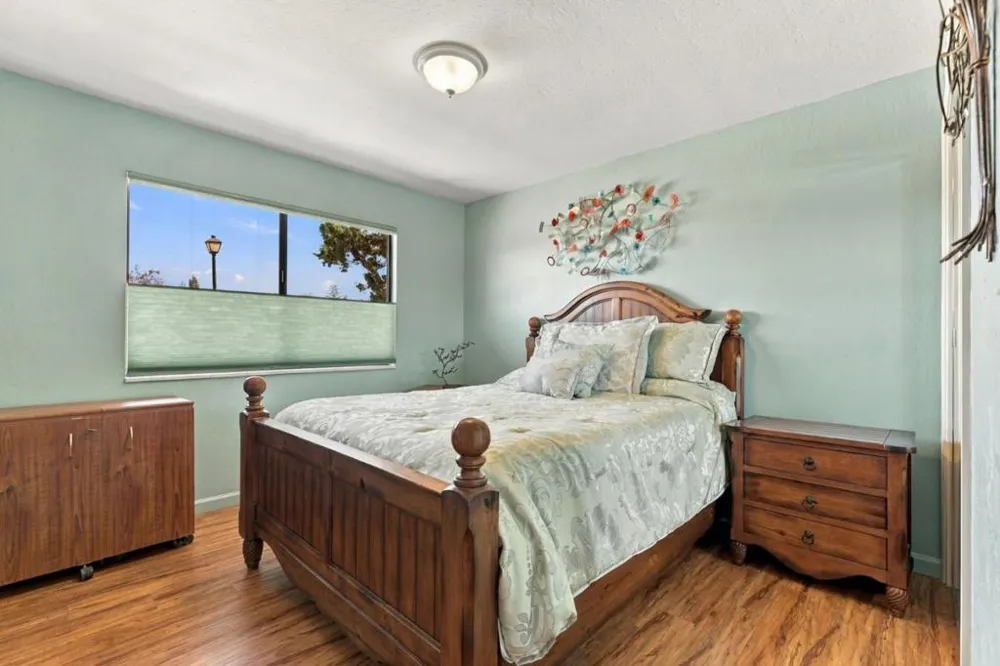 400 Donald Drive Hollister, CA 95023