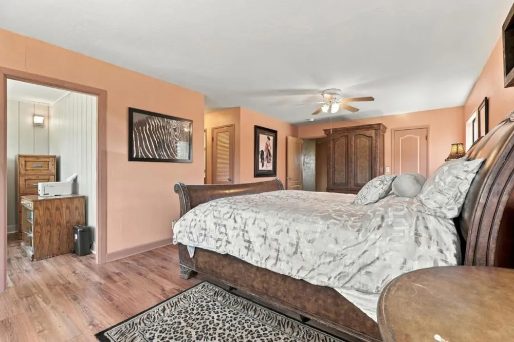 400 Donald Drive Hollister, CA 95023