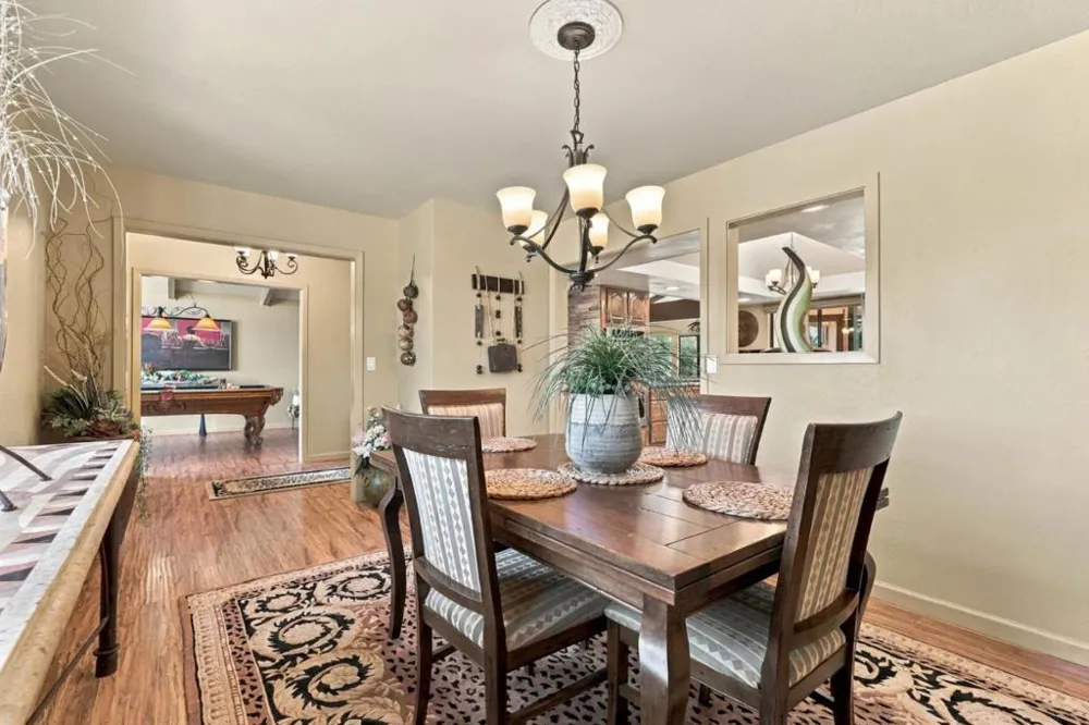 400 Donald Drive Hollister, CA 95023