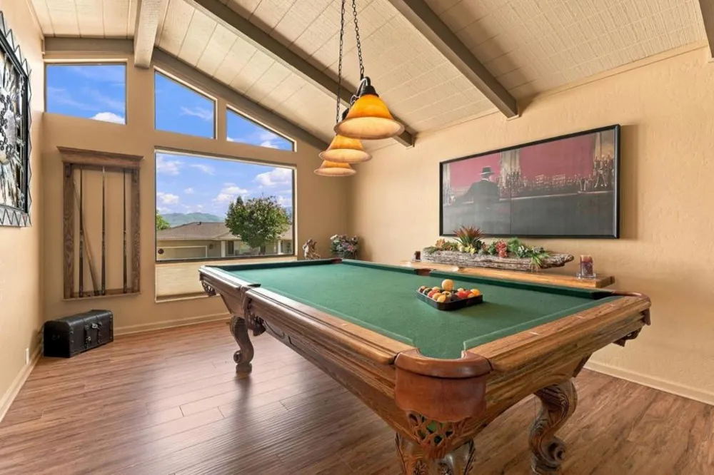400 Donald Drive Hollister, CA 95023