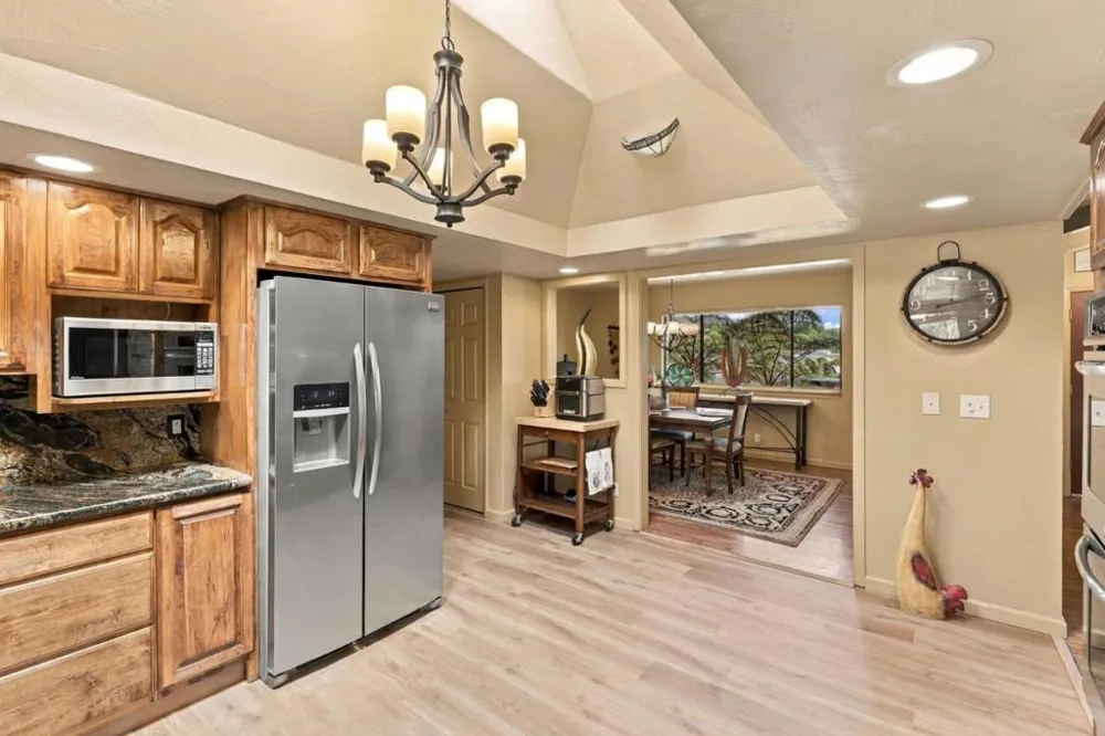 400 Donald Drive Hollister, CA 95023