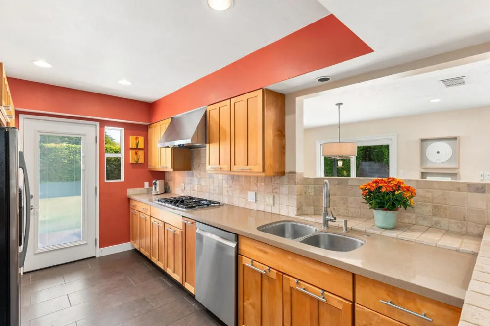 355 W Chino Canyon Road Palm Springs, CA 92262