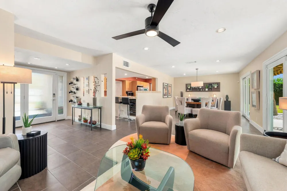355 W Chino Canyon Road Palm Springs, CA 92262
