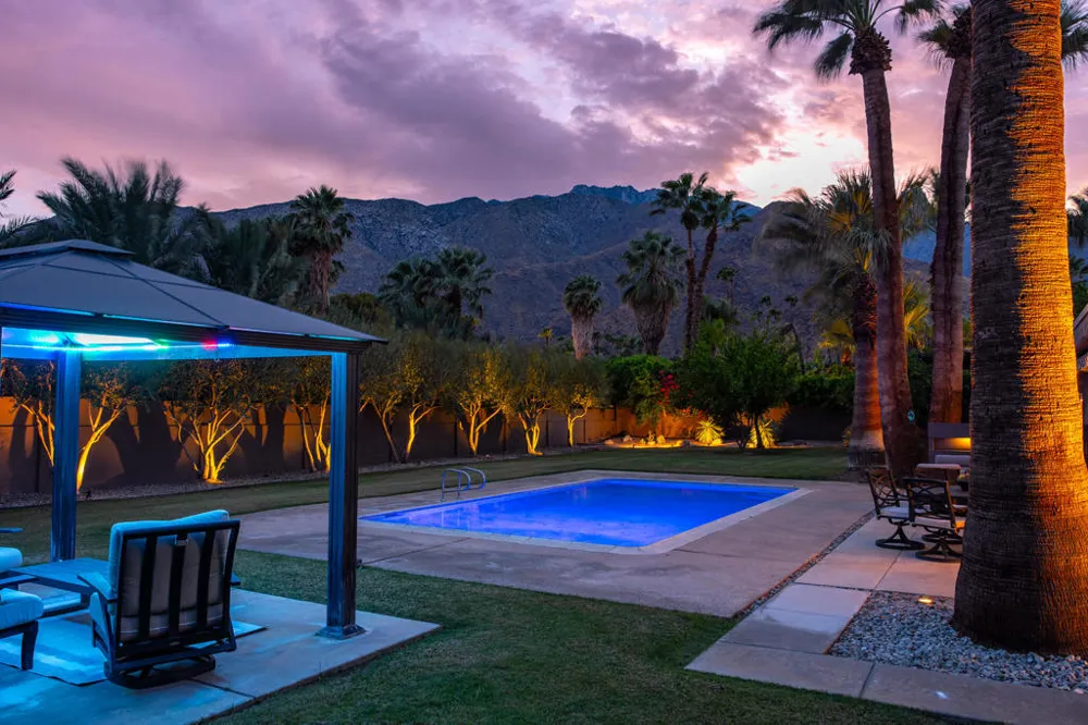 355 W Chino Canyon Road Palm Springs, CA 92262