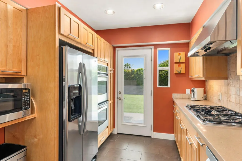 355 W Chino Canyon Road Palm Springs, CA 92262