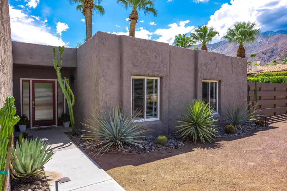 355 W Chino Canyon Road Palm Springs, CA 92262