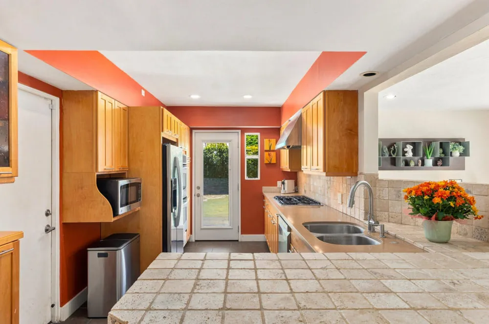 355 W Chino Canyon Road Palm Springs, CA 92262