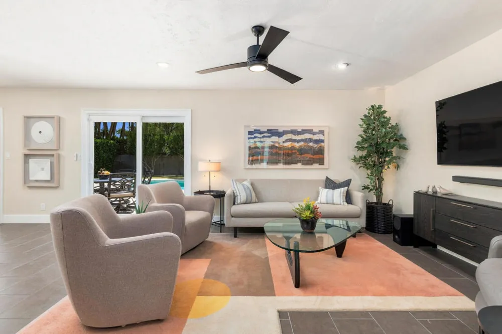 355 W Chino Canyon Road Palm Springs, CA 92262