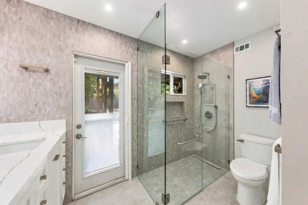 355 W Chino Canyon Road Palm Springs, CA 92262