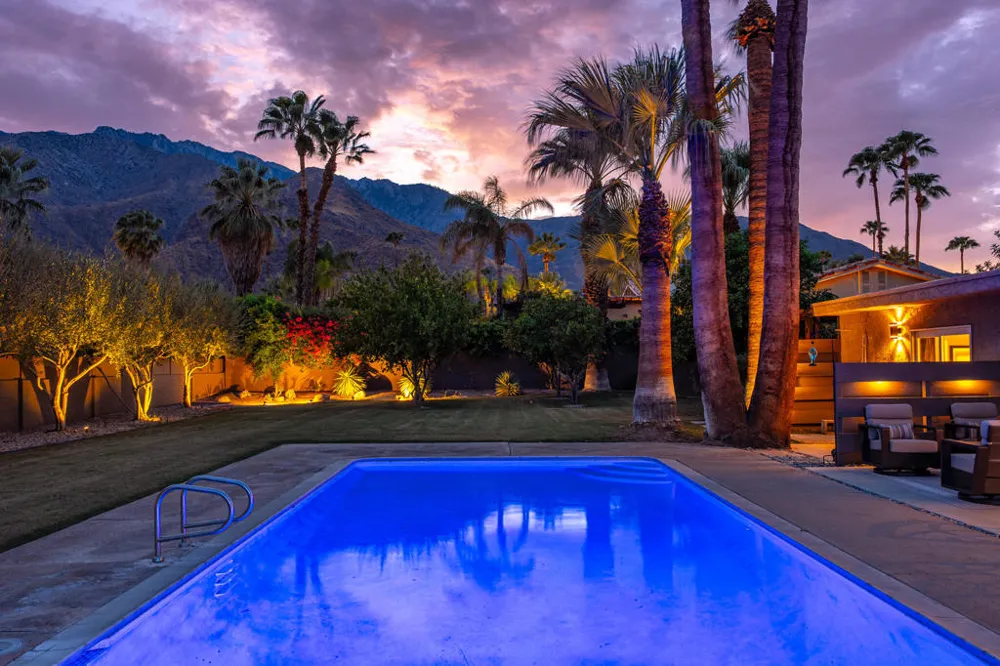 355 W Chino Canyon Road Palm Springs, CA 92262