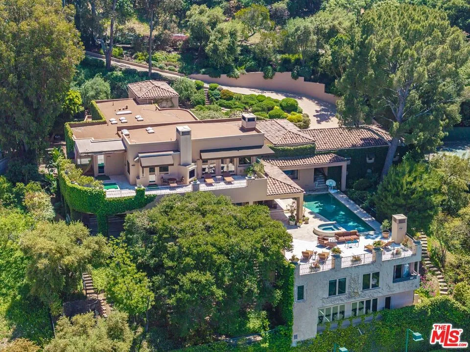 14701 Mulholland Drive Los Angeles, CA 90077
