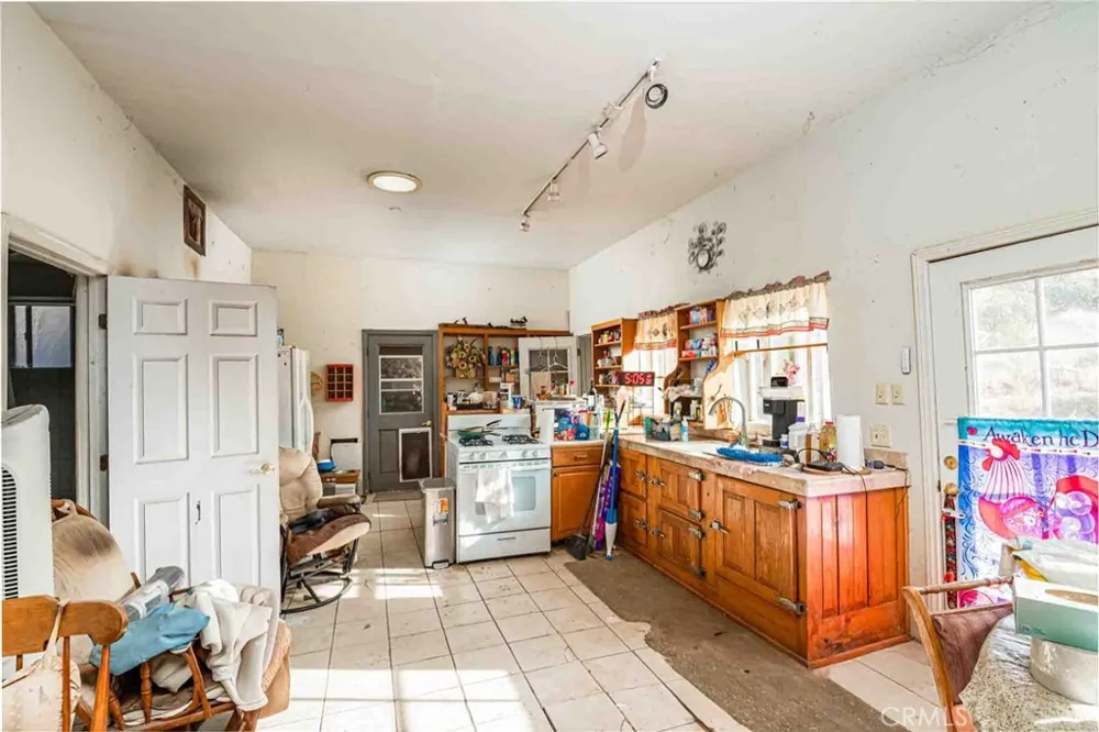 20144 Kimball Valley Road Ramona, CA 92065