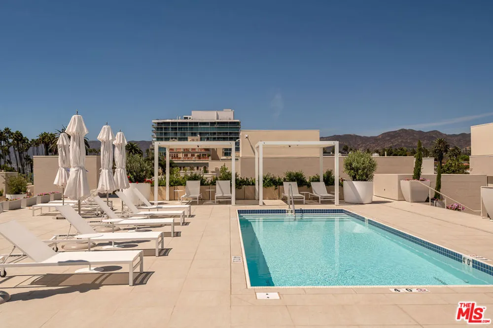 701 Ocean Avenue #301 Santa Monica, CA 90402