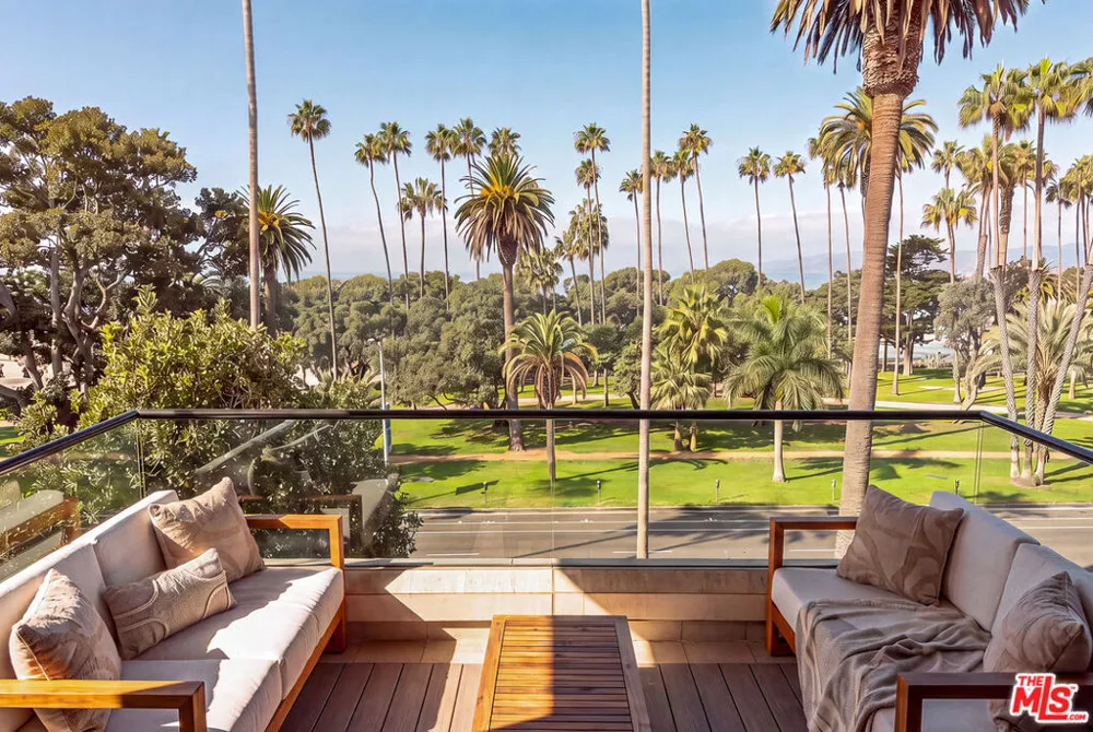 701 Ocean Avenue #301 Santa Monica, CA 90402