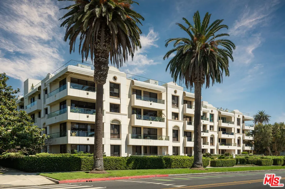 701 Ocean Avenue #301 Santa Monica, CA 90402