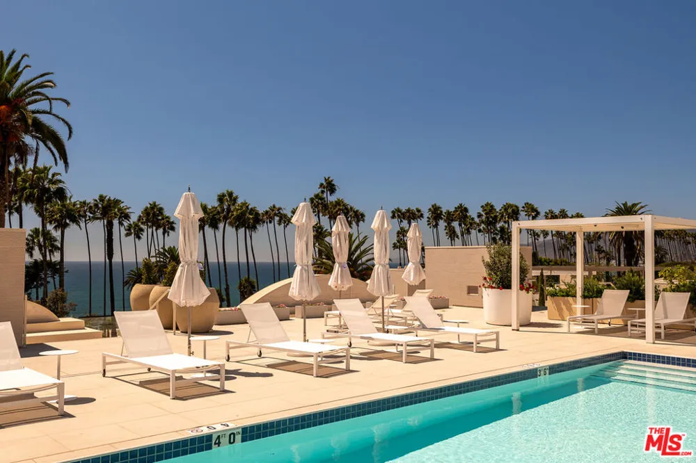701 Ocean Avenue #301 Santa Monica, CA 90402