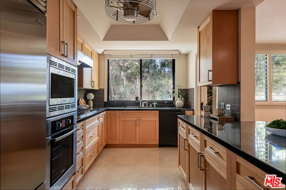 701 Ocean Avenue #301 Santa Monica, CA 90402