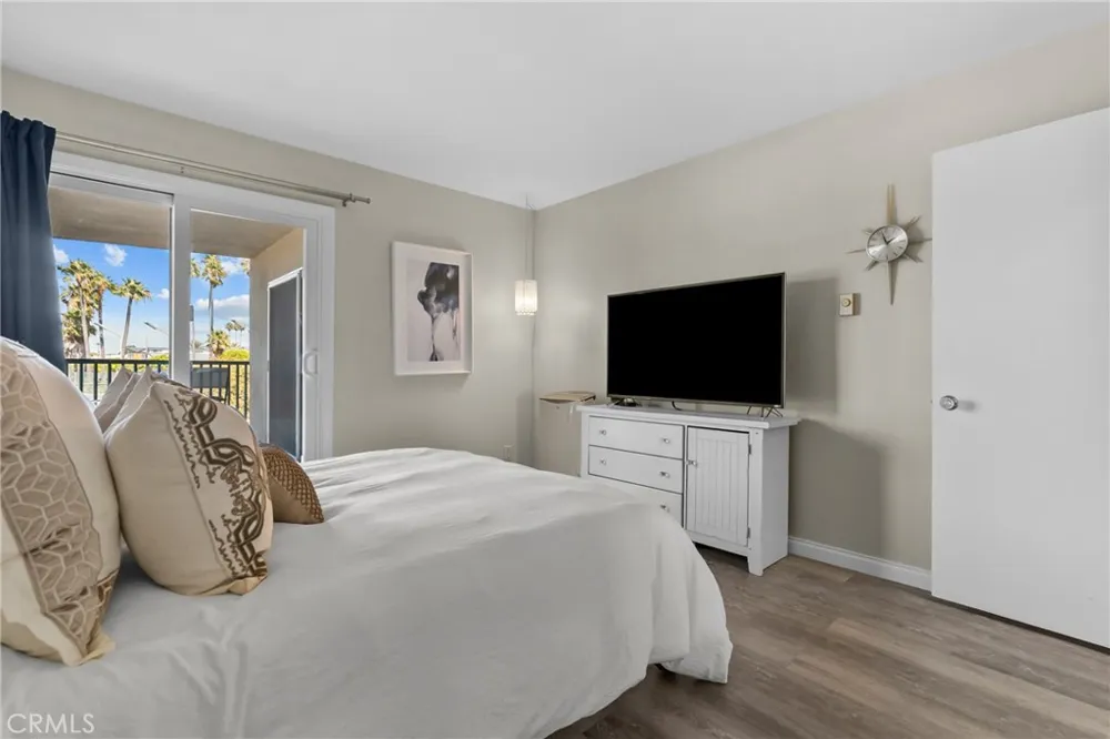 2901 Peninsula Rd. #137 Oxnard, CA 93035