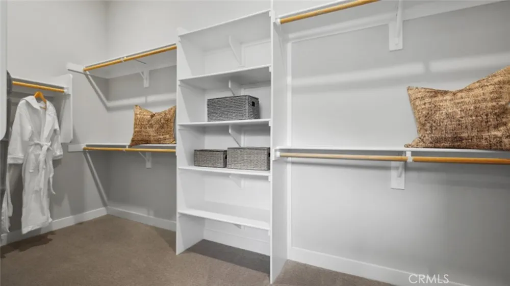 25560 Camino Canoa Valencia, CA 91354