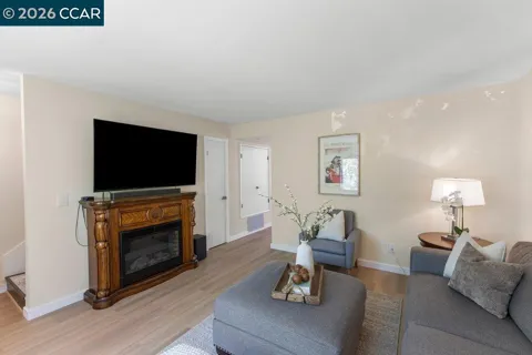 4308 Saint Charles Pl