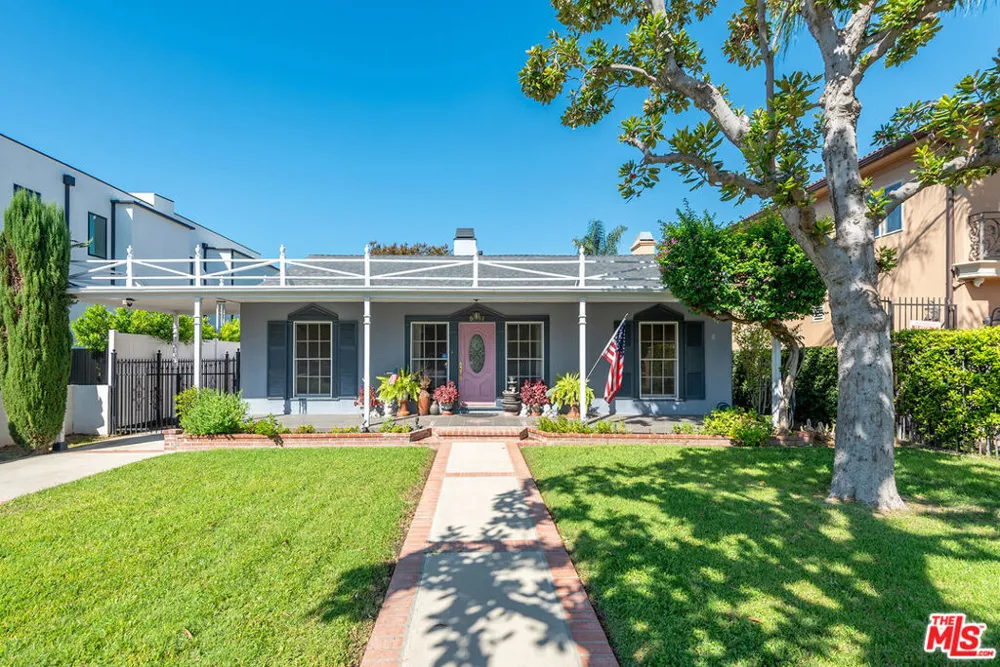 5031 Nagle Avenue Los Angeles, CA 91423